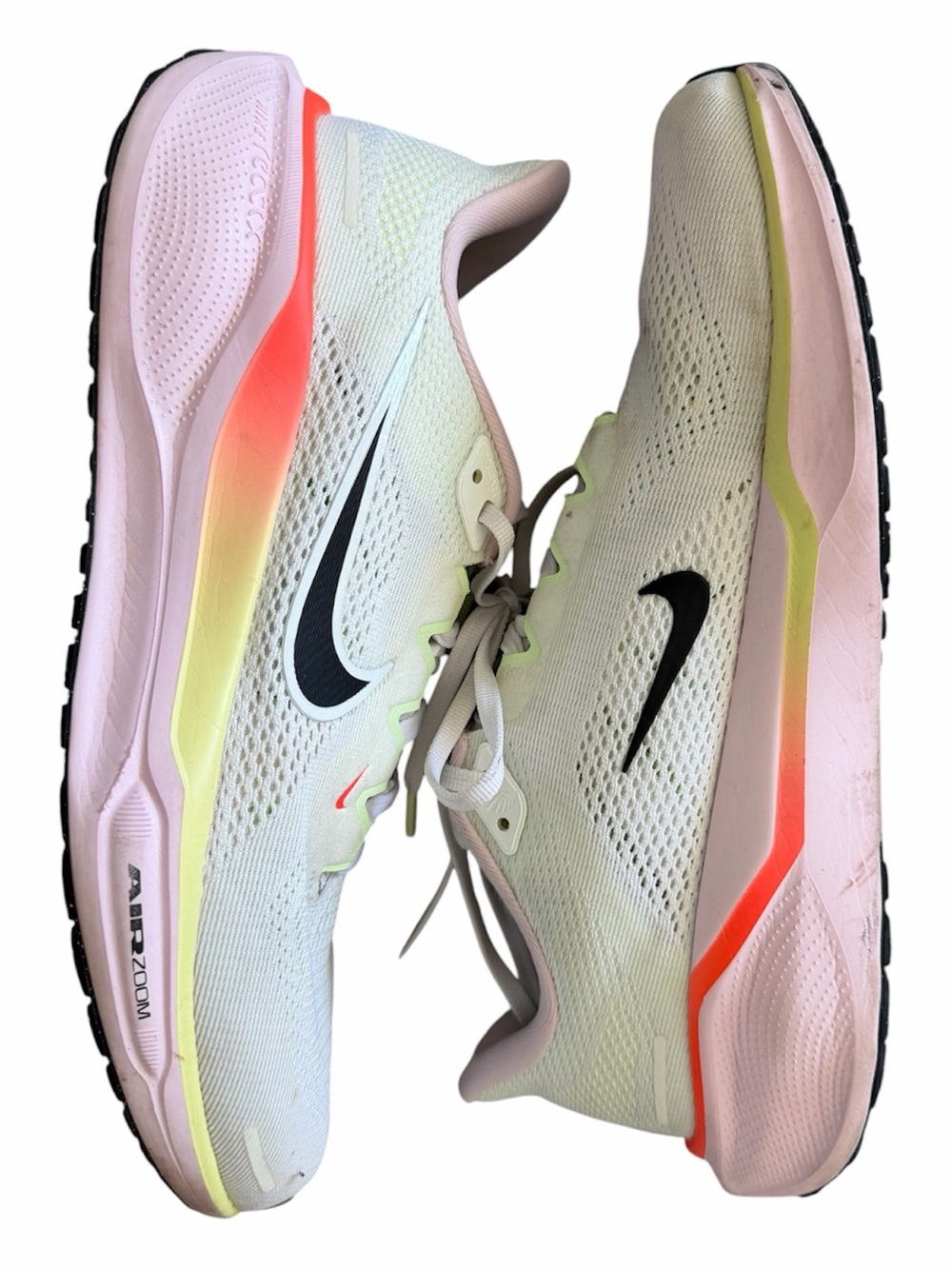 Nike Women’s White Athletic Shoes Air Zoom